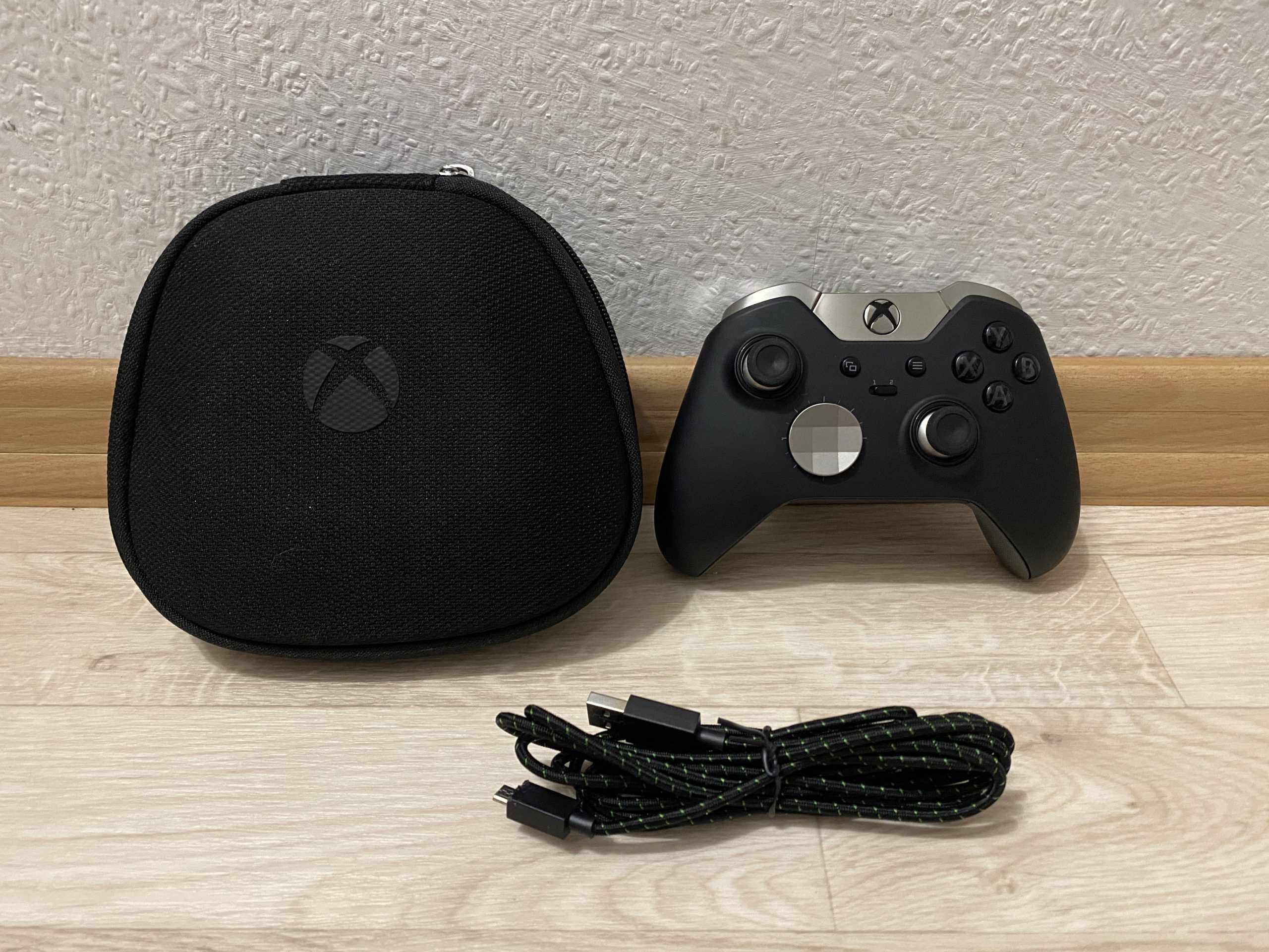 Microsoft Xbox Elite Wireless Controller Schwarz Kompatibel X / S